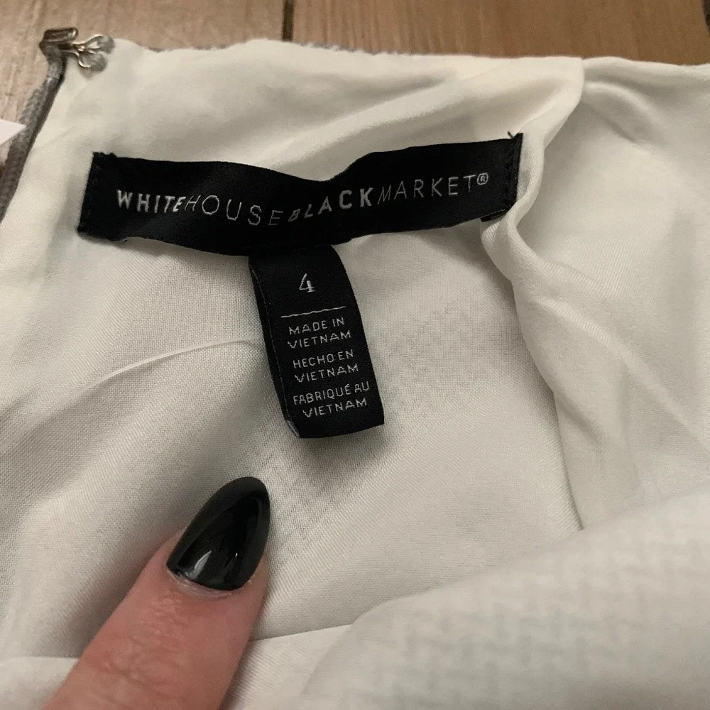 White House Black Market Gray Herringbone Skirt Size 4 - Picture 3 of 3